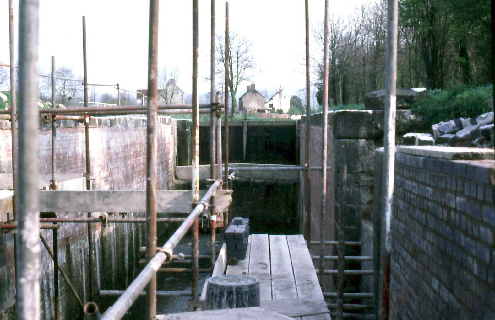 Newtown lock under restoration 1988 (CCT)
